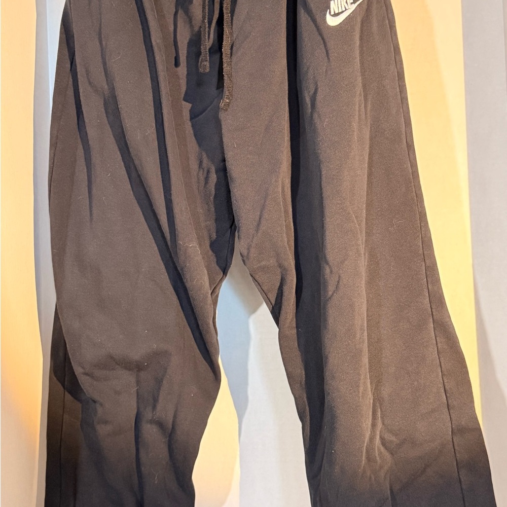 Nike Sportswear Club Fleece Mid-Rise Oversized Sweatpants Black